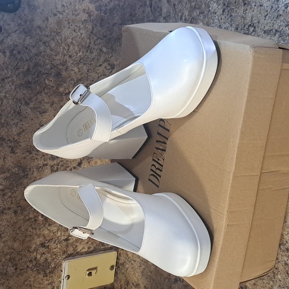 NWB Mary Jane Pump Block Heels 7.5 - Picture 2 of 8